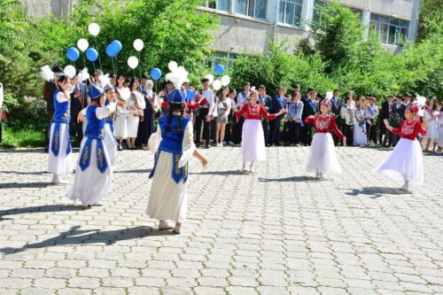 ПОСЛЕДНИЙ ЗВОНОК – ТРАДИЦИОННЫЙ ПРАЗДНИК ШКОЛЬНИКОВ!!!